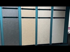 Carreaux de porcelaine antidérapants pour corps entier, cartons standard, emballage sur palettes en bois